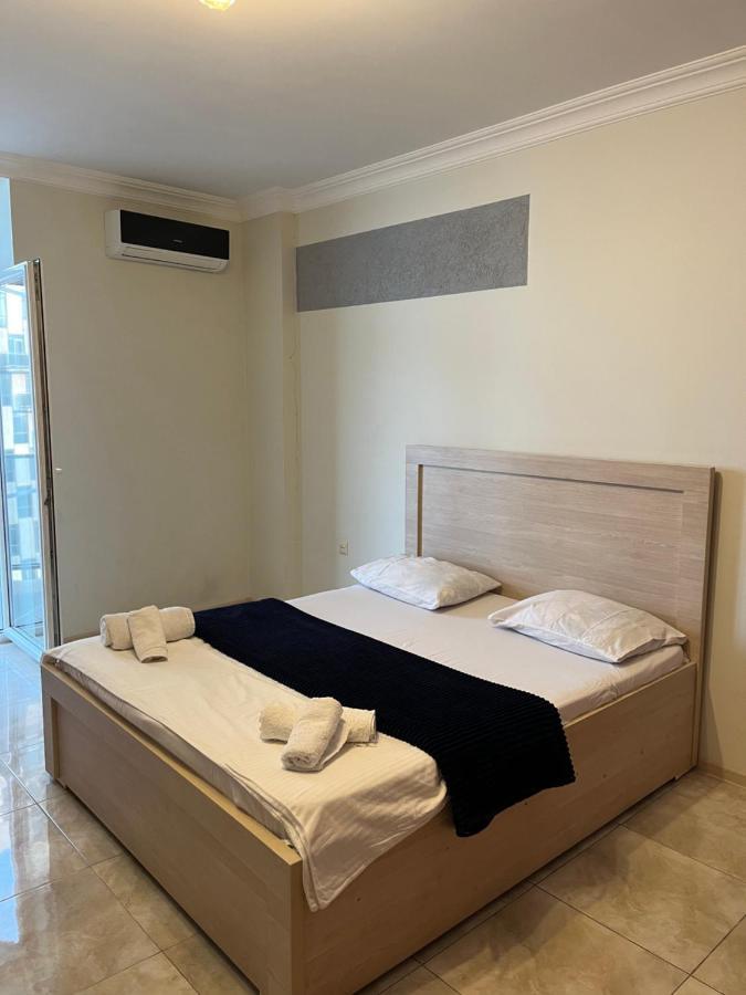 Готель Orbi Apartamenti Batumi 15 B Екстер'єр фото